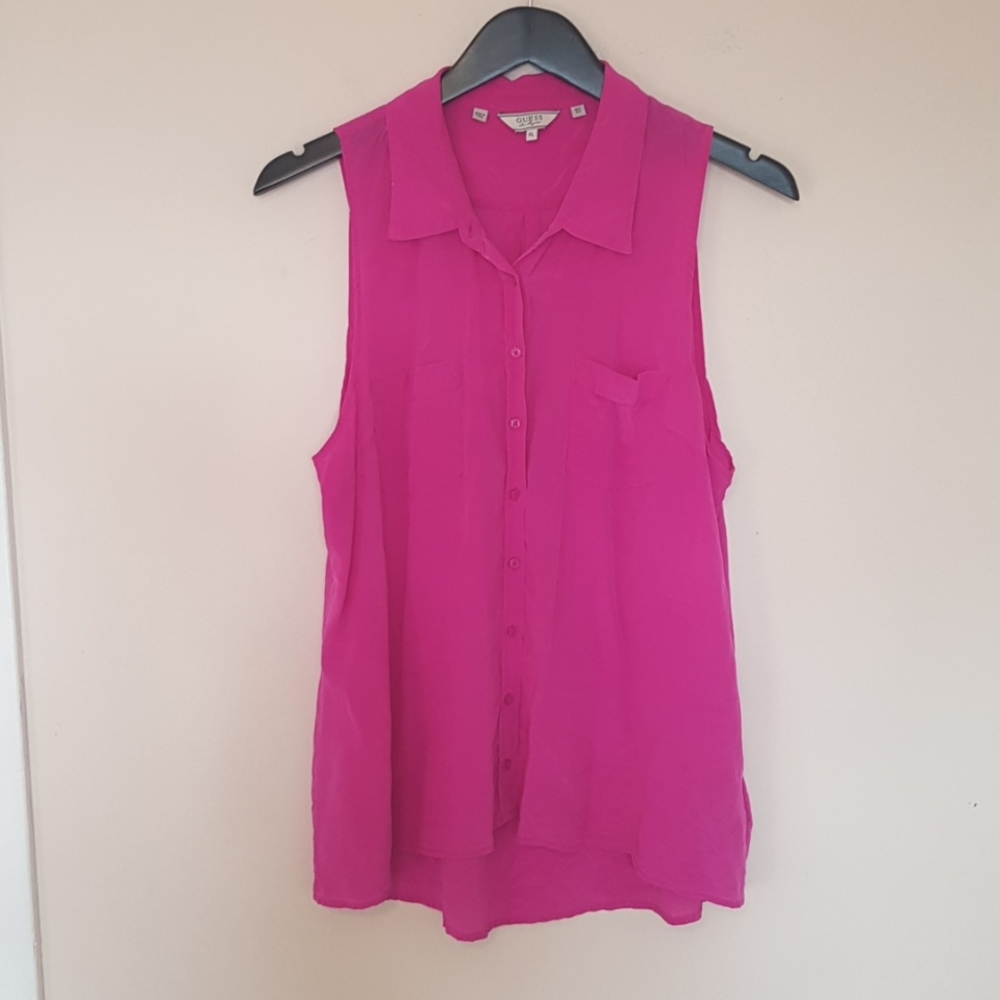 Guess silk bright fuschia pink sleeveless button down collared shirt size XL